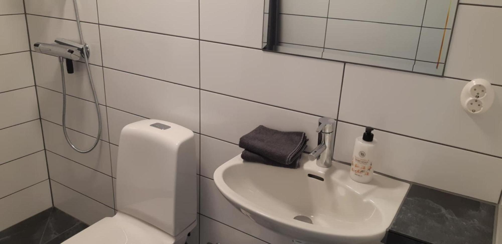 Bjoerkaengs Vandrarhem Tvååker Exteriér fotografie