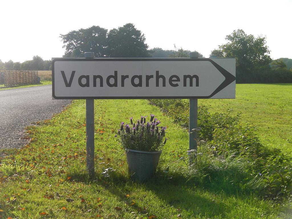 Bjoerkaengs Vandrarhem Tvååker Exteriér fotografie